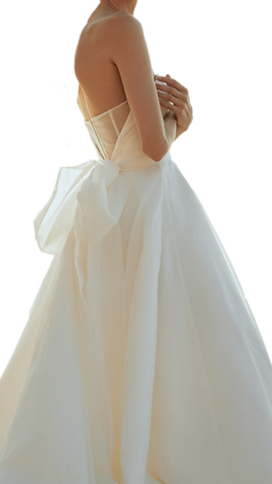 Liretta Immensity Bow Ballgown in White